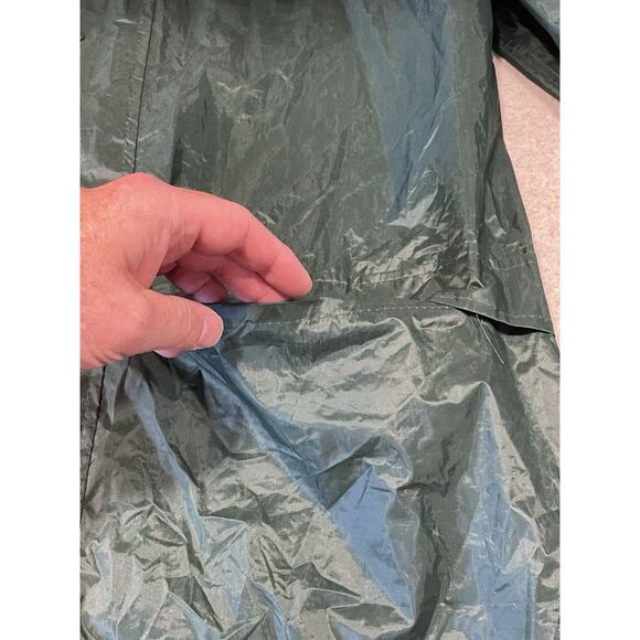 G III Sports Men’s Medium University of Oregon Ducks Lightweight Rain Jacket - Picture 10 of 16